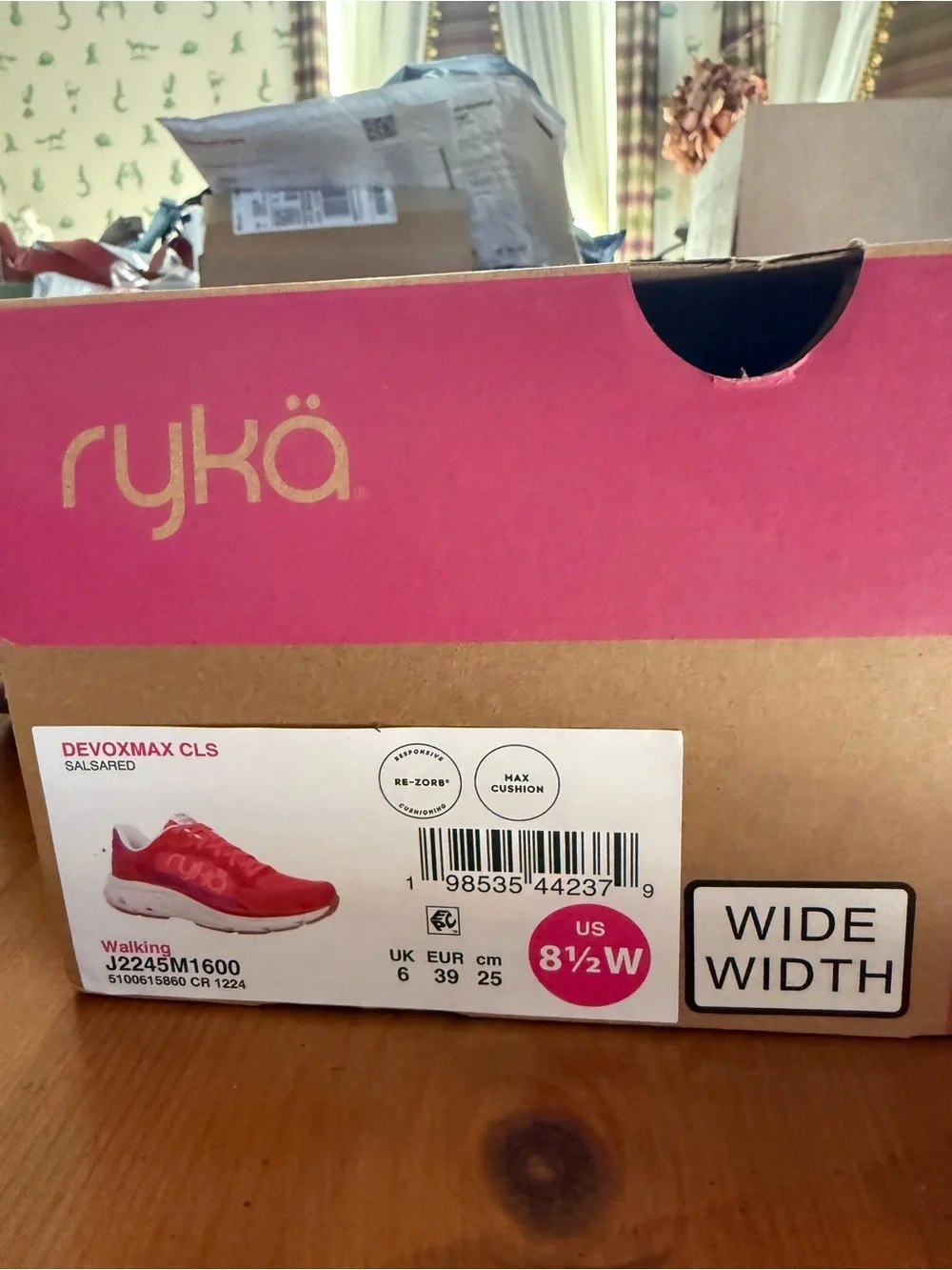 Ryka bold bright
